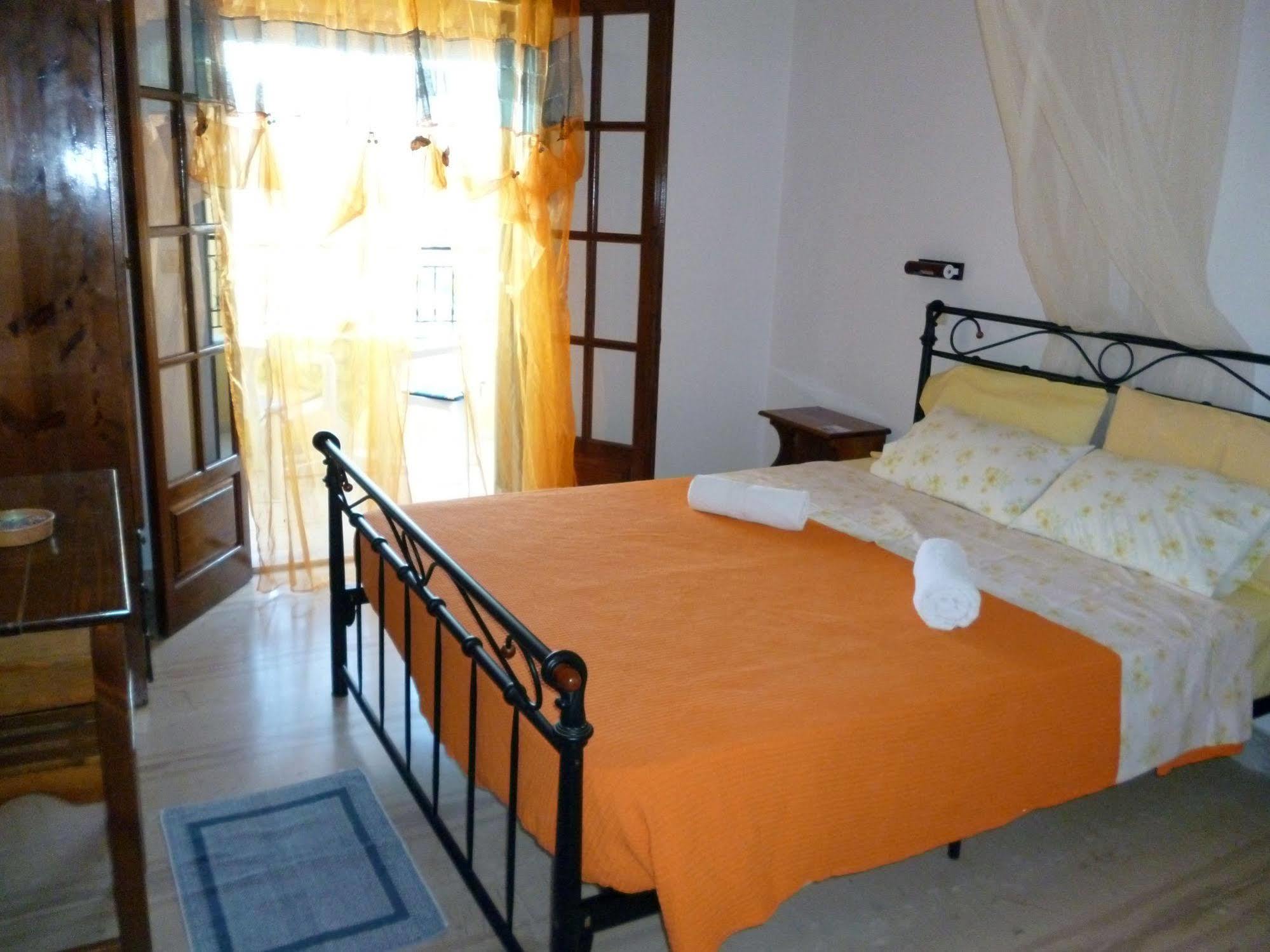 Villa Helen Arillas  Exteriér fotografie